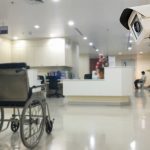 Patient rastet aus und verletzt Rettungssanitäterin in Krankenhaus schwer